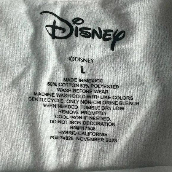 Disney Bundle of 3 t-shirts (Junior sizes) - Picture 11 of 16